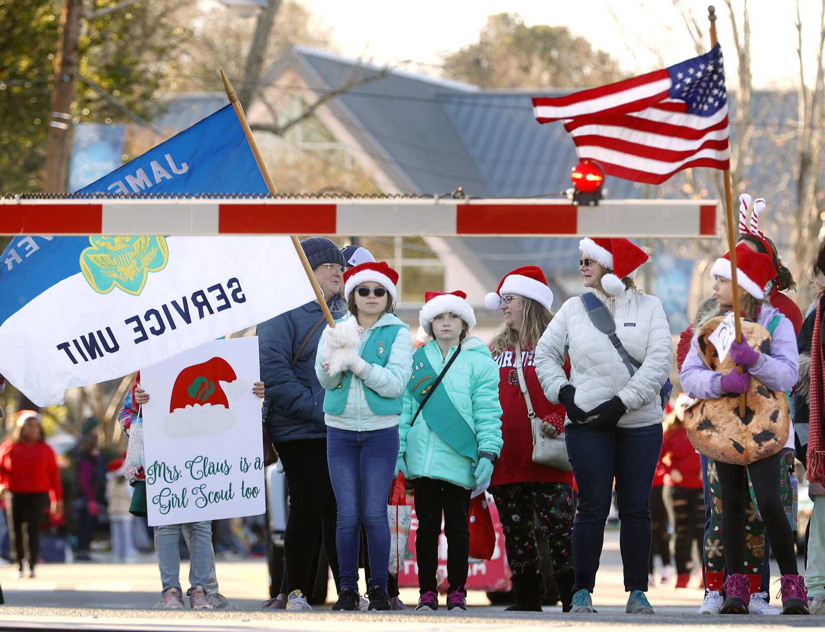 20221121_MET_PARADE_AWE03